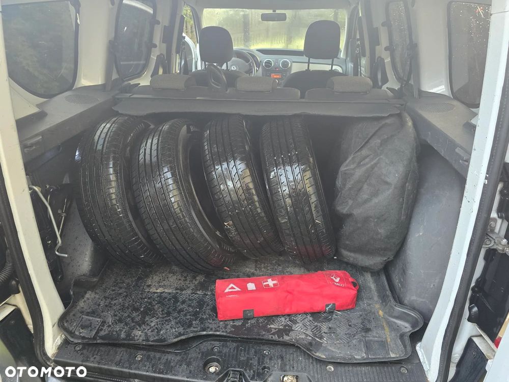 Dacia Dokker 1.6 Laureate - 11