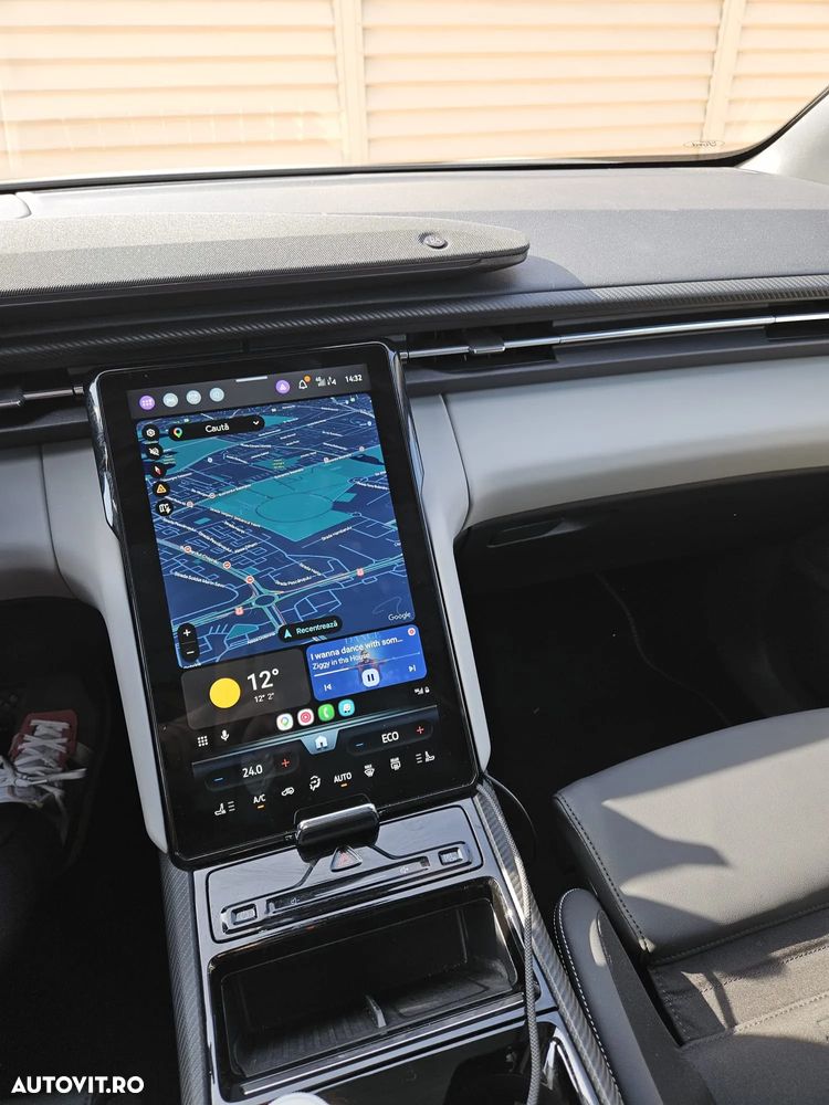 Ford Explorer RWD 77 kWh Extended Range Premium - 5