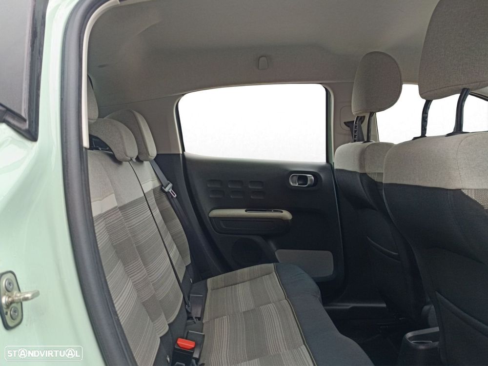 Citroën C3 1.2 PureTech Shine - 27