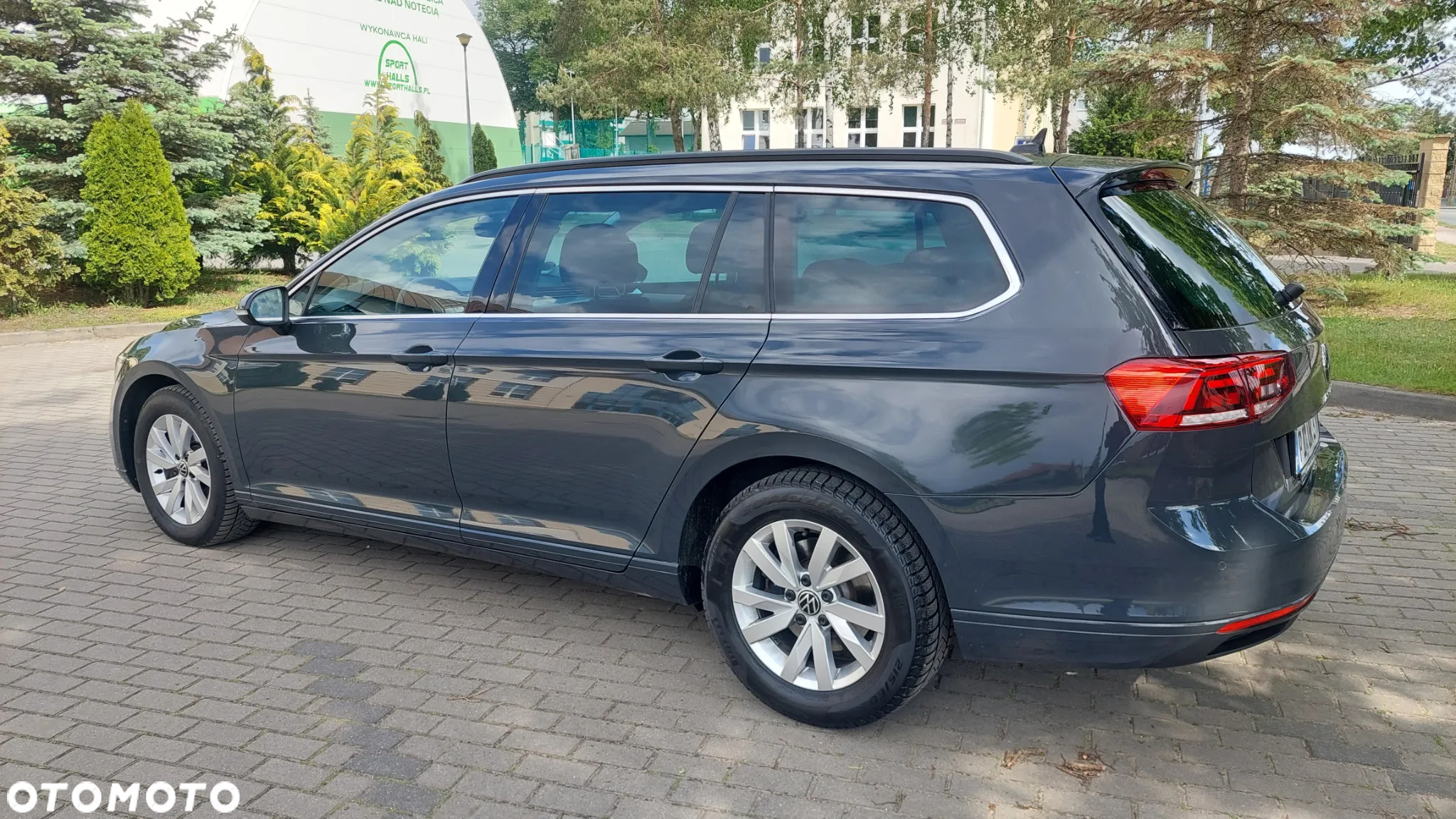 Volkswagen Passat - 7