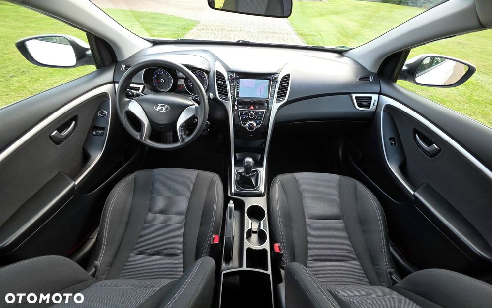 Hyundai i30 1.4 Classic + - 29