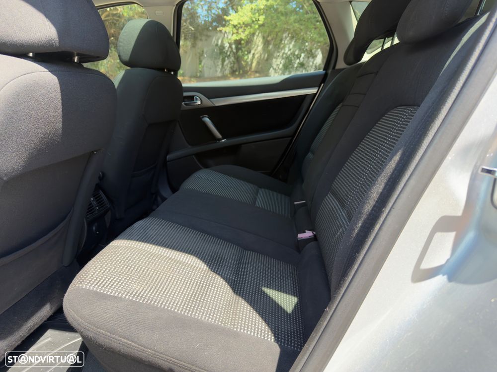 Peugeot 407 SW HDi 110 - 7