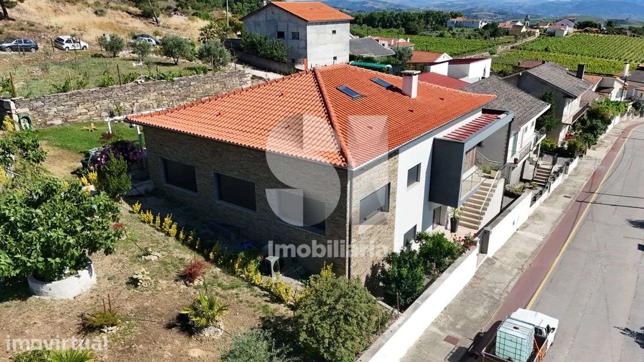 Moradia Isolada c/ 2 Lotes para construção - Grande imagem: 3/45