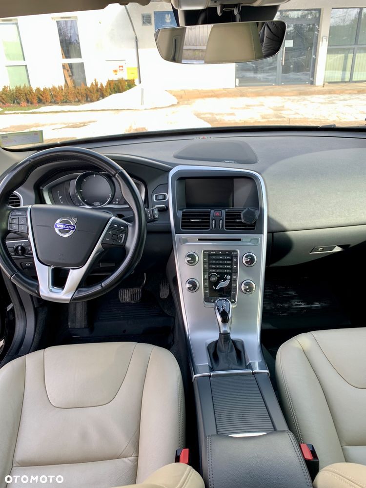 Volvo XC 60 D4 Drive-E Summum - 17