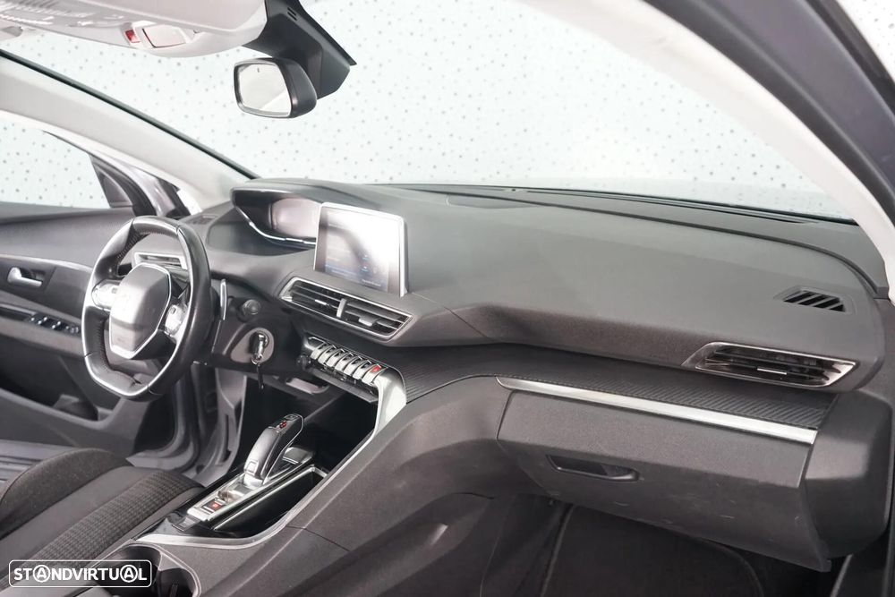 Peugeot 5008 1.5 BlueHDi Allure EAT8 - 14