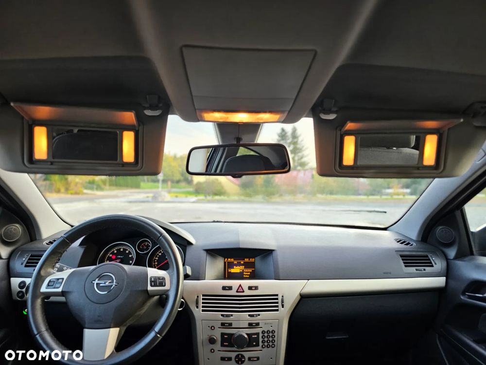 Opel Astra - 16