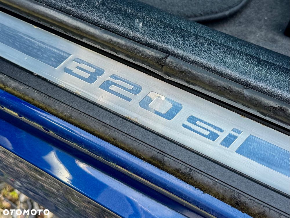 BMW Seria 3 - 33