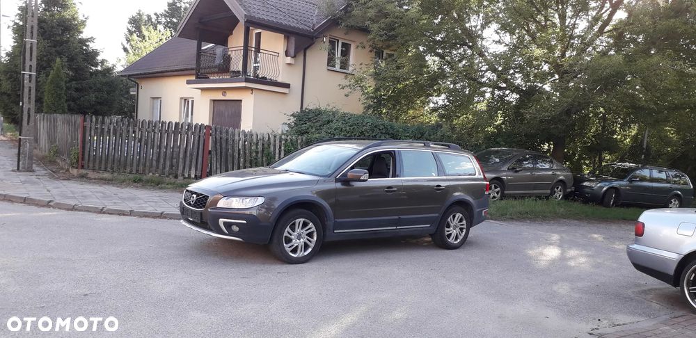 Volvo XC 70 - 4