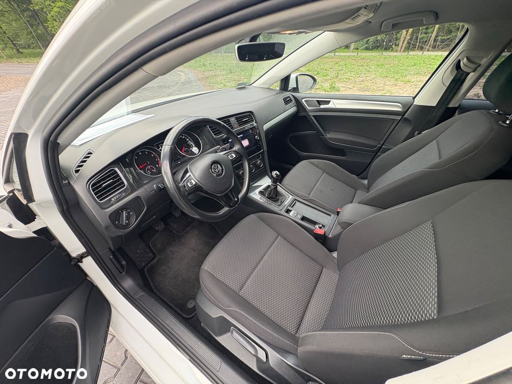 Volkswagen Golf 1.0 TSI Comfortline - 24