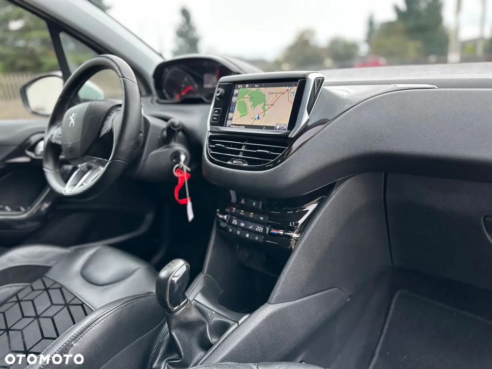 Peugeot 208 e-HDi FAP 92 Stop&Start Allure - 9