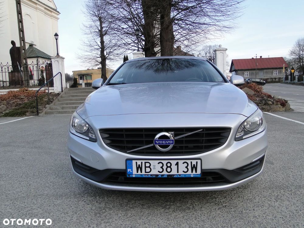 Volvo V60 D3 Summum - 12