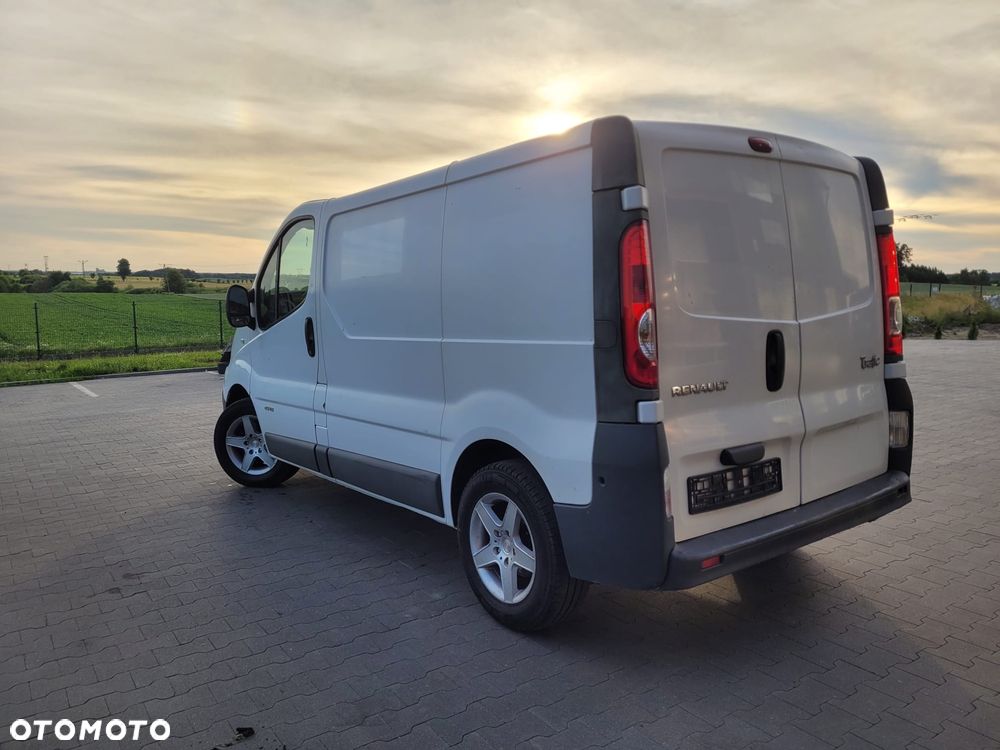 Renault Trafic - 4