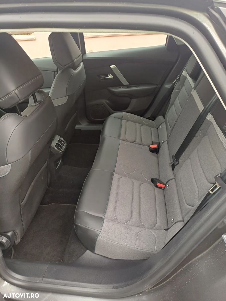 Citroën C4 BlueHDi 130 Stop&Start EAT8 C-SERIES - 9