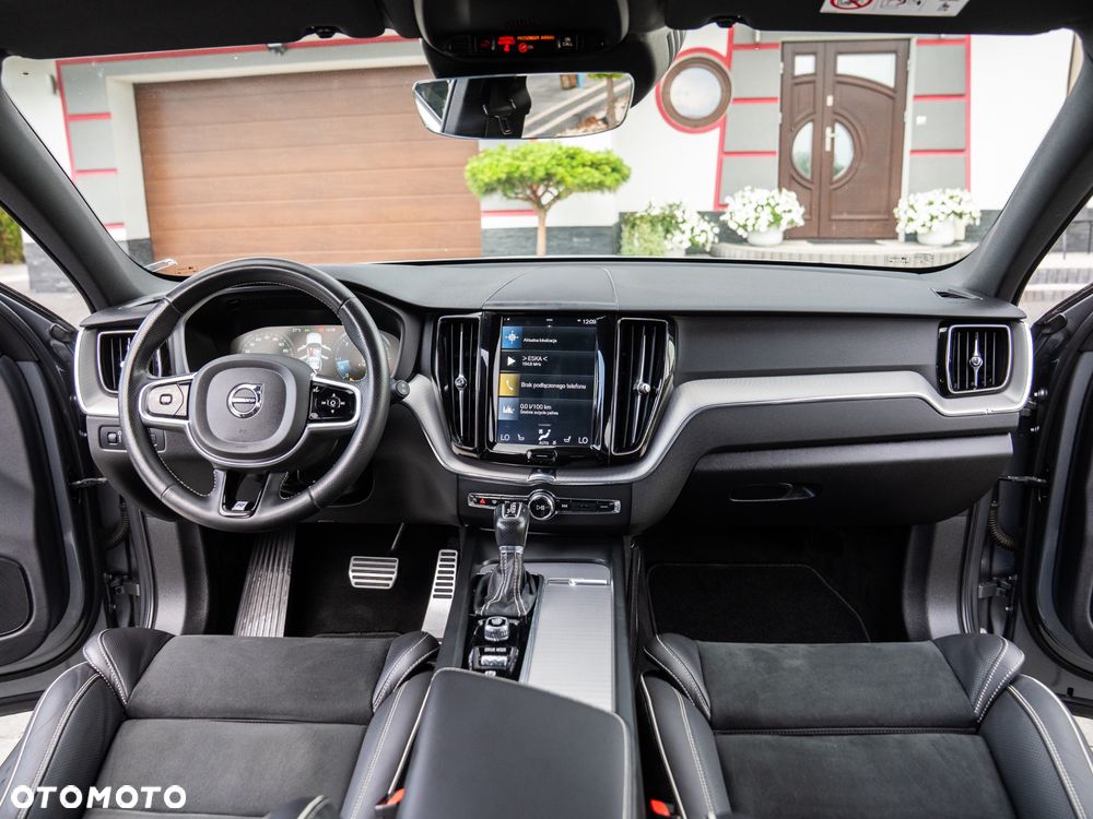 Volvo XC 60 D4 Geartronic RDesign - 29