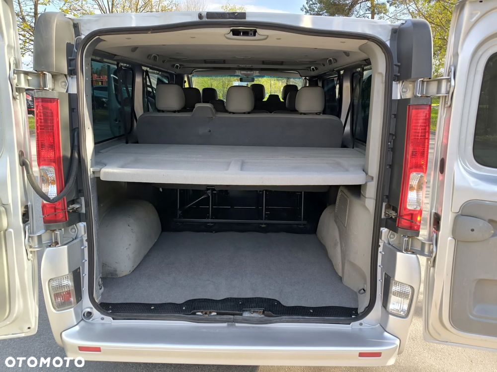 Opel Vivaro L2H1 2.9t - 32
