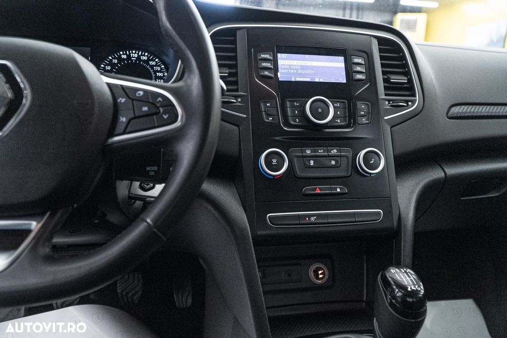 Renault Megane BLUE dCi 115 INTENS - 19