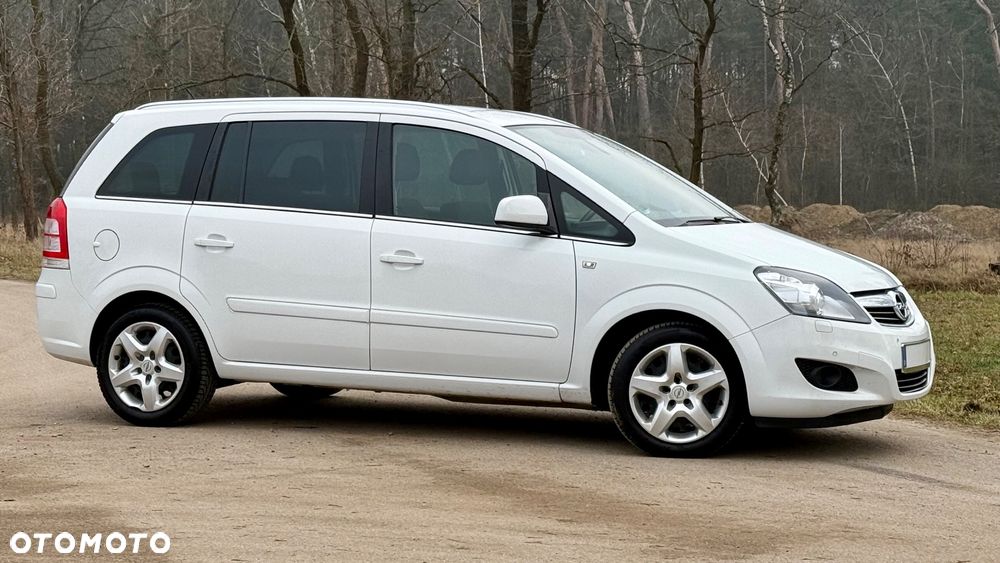 Opel Zafira - 14