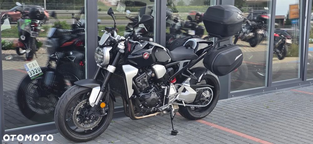Honda CB - 28