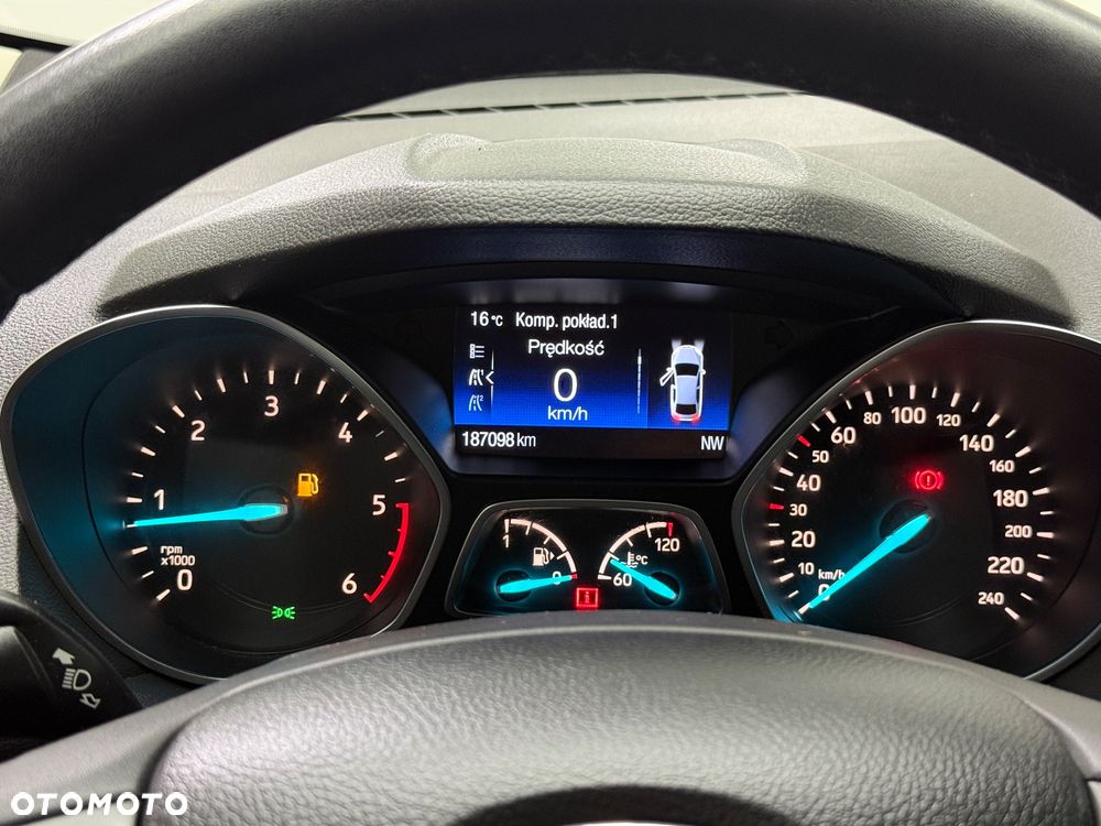 Ford Kuga 2.0 TDCi 4x4 Titanium - 22