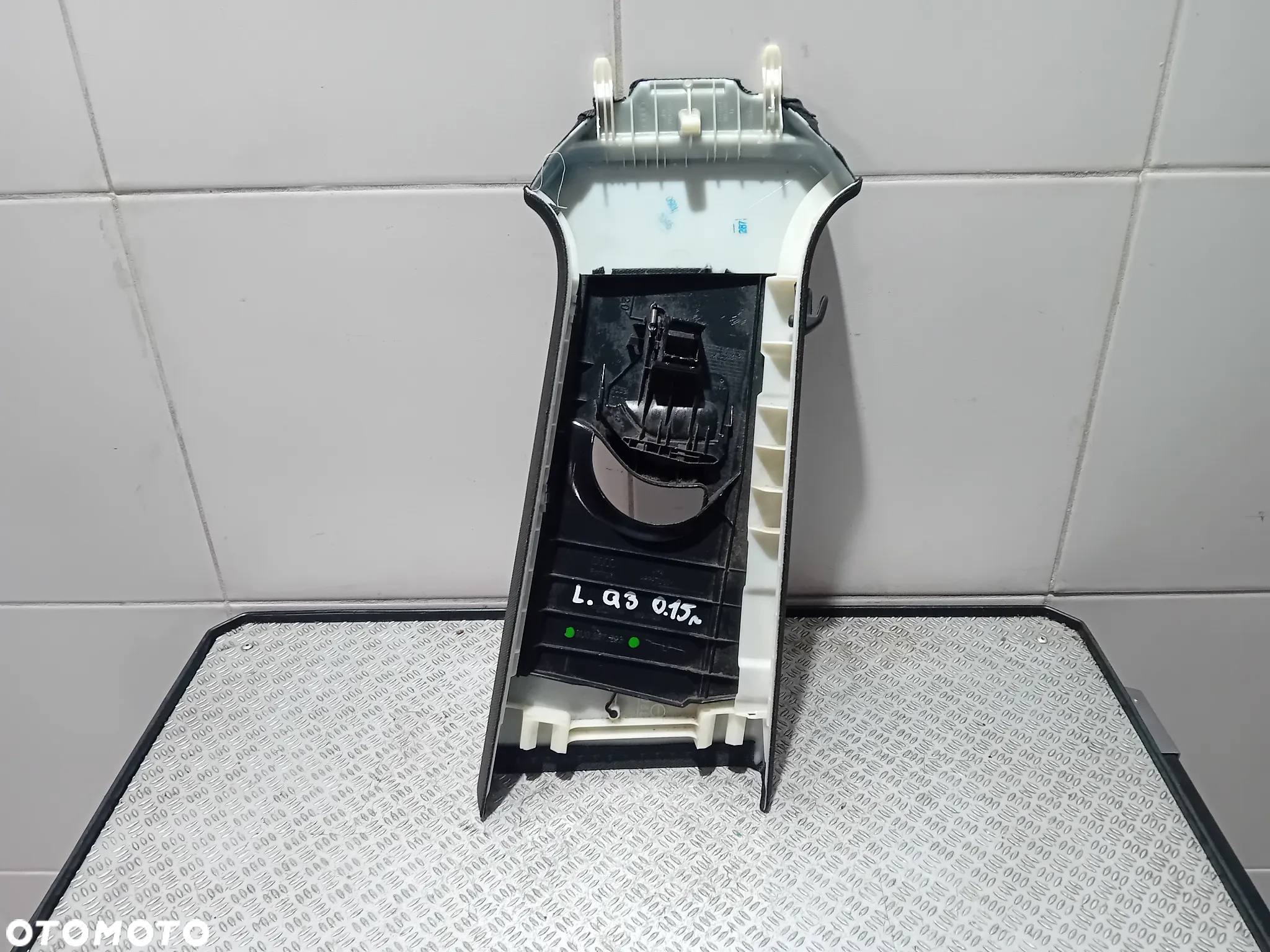 osłona słupka pasa suwak lewa Audi Q3 2015 8U0867293 - 2