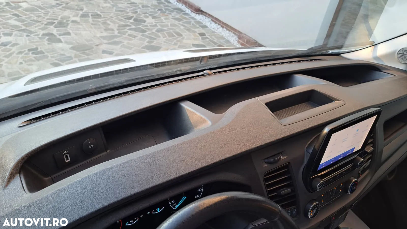 Ford Transit - 38