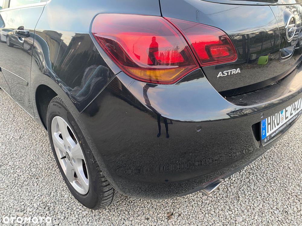 Opel Astra 1.4 Turbo Sport - 11
