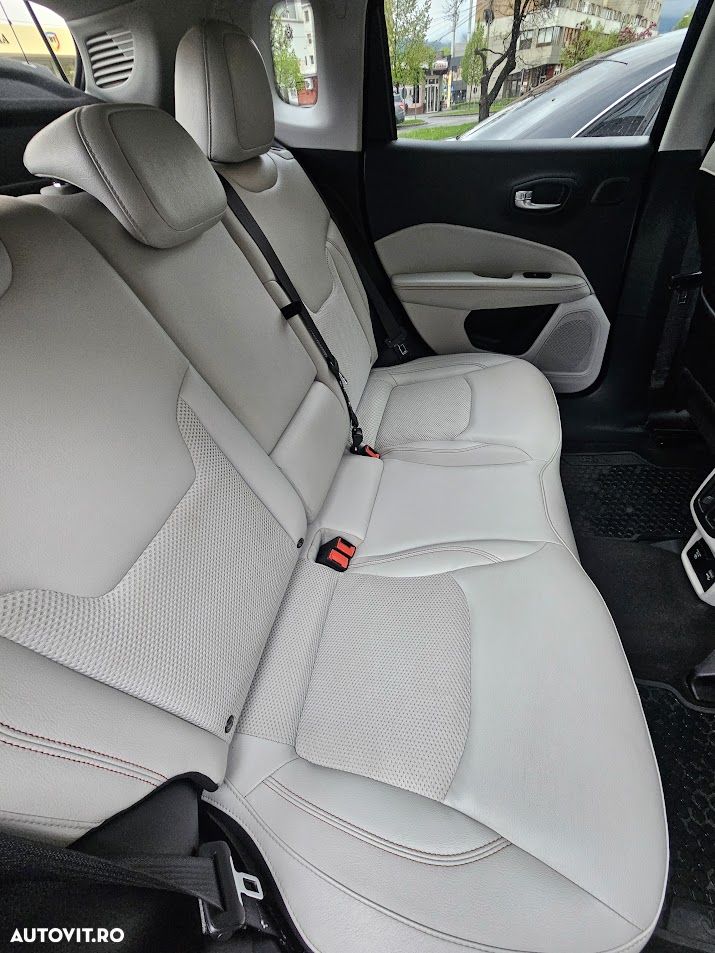 Jeep Compass 2.0 M-Jet 4x4 AT Limited - 9