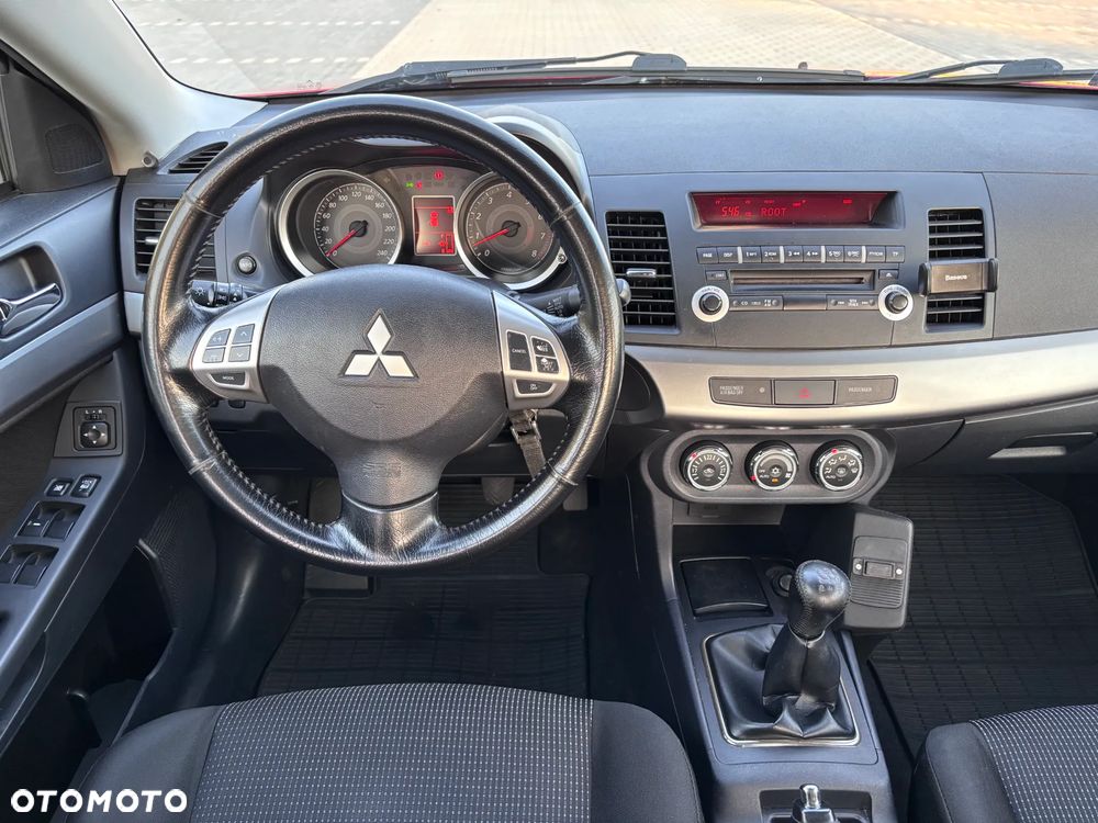 Mitsubishi Lancer - 18