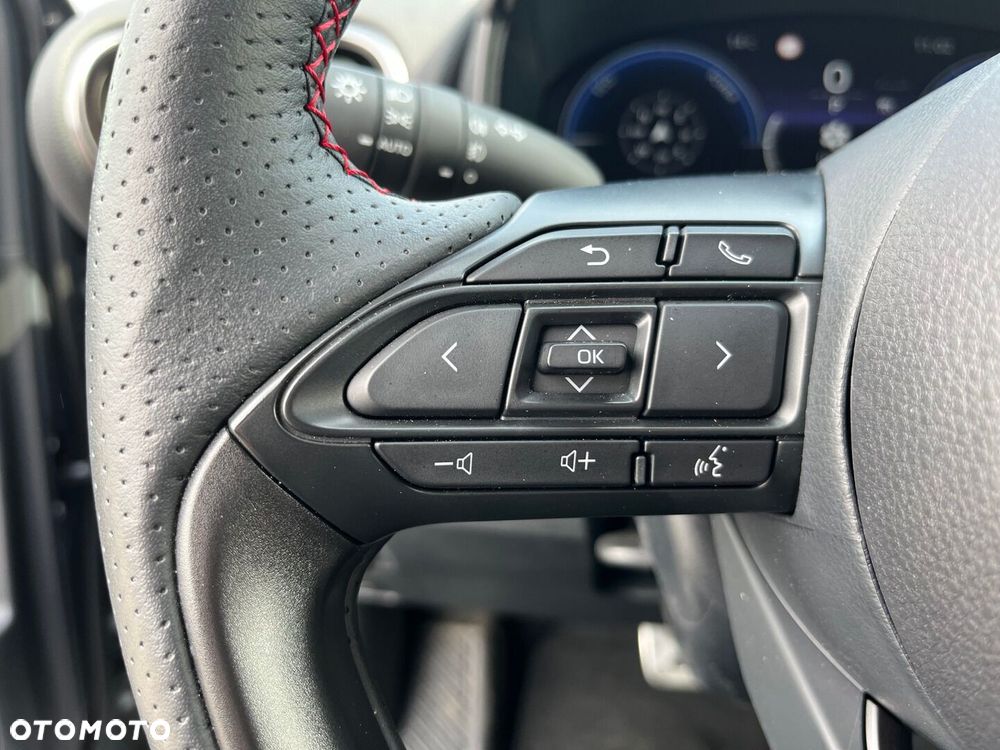 Toyota Yaris Cross - 14