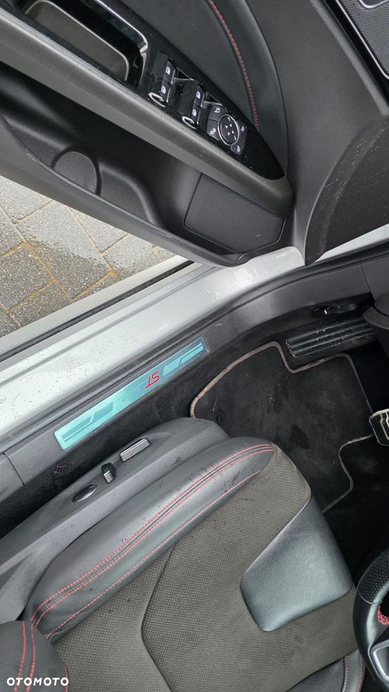 Ford Mondeo 2.0 EcoBlue ST-Line - 10