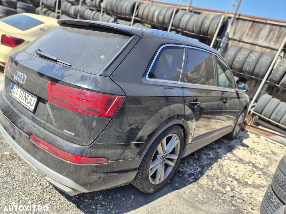 Audi Q7 3.0 TDI Quattro Tiptronic - 6