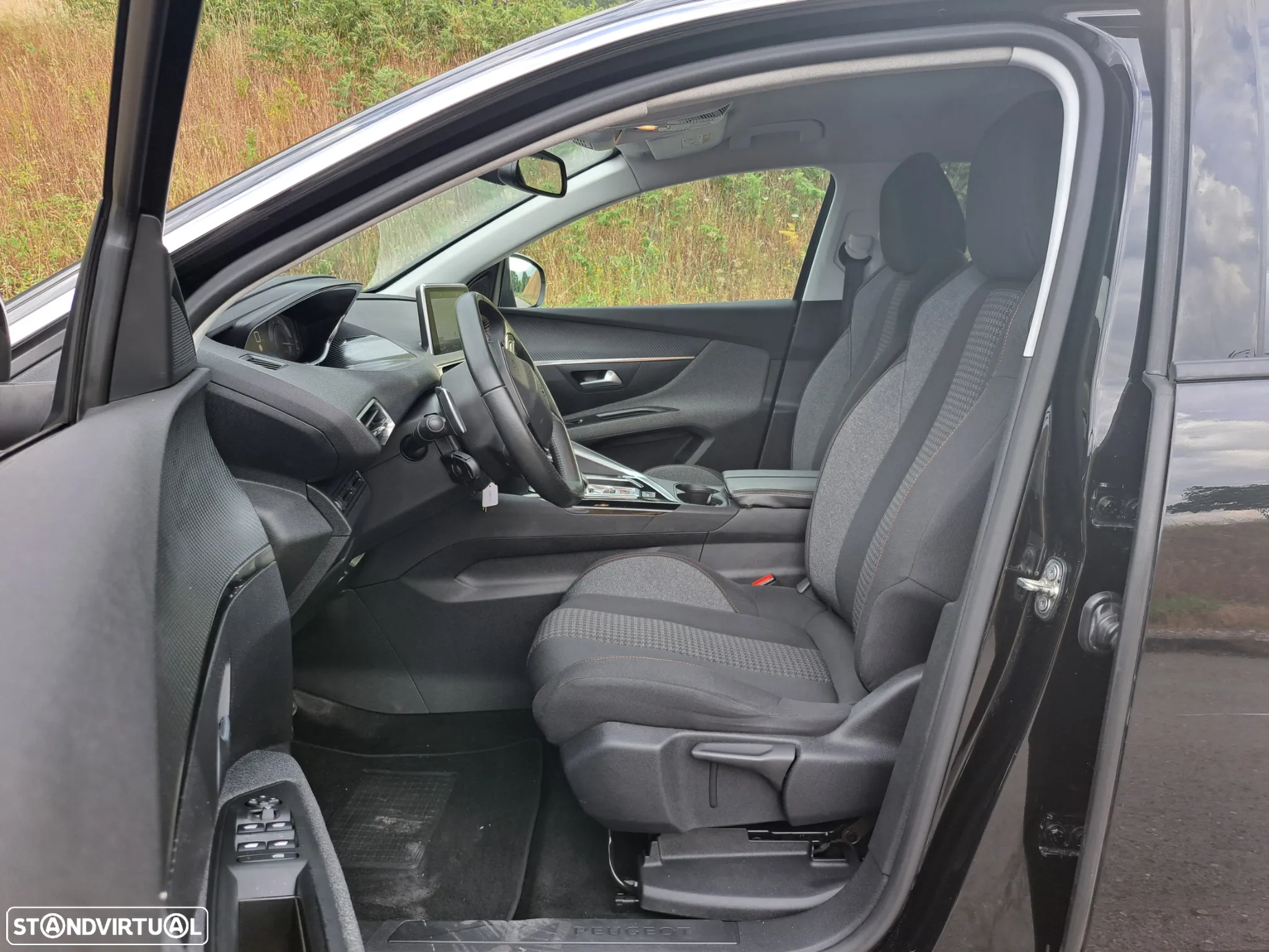 Peugeot 5008 1.5 BlueHDi Active Pack EAT8 - 12