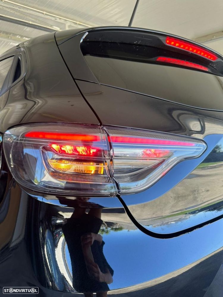 Renault Clio 1.0 TCe Techno - 37