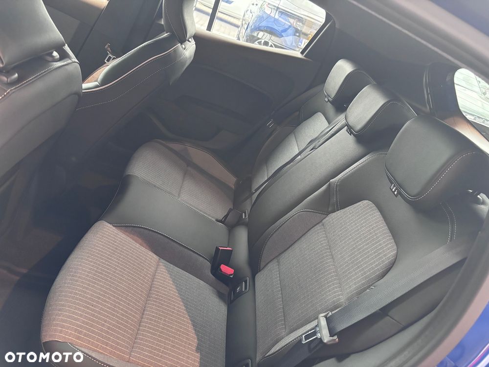 Renault Clio 1.0 TCe Techno - 8