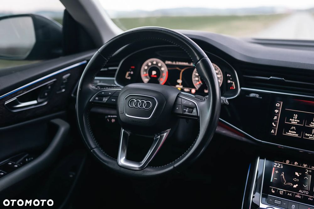 Audi Q8 SUV TFSI quattro 250 kW tiptronic S line business - 20