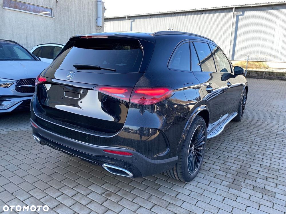 Mercedes-Benz GLC - 4