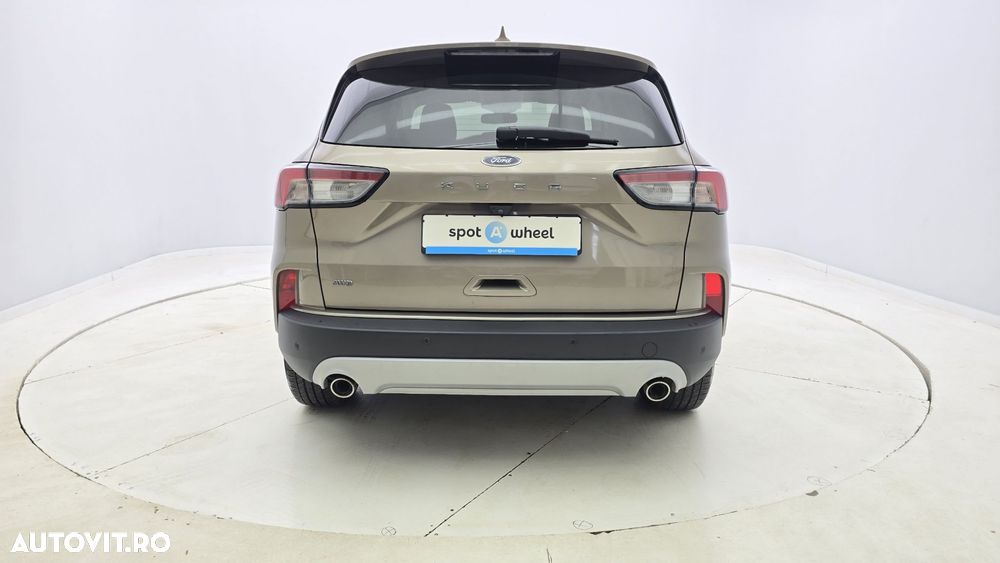 Ford Kuga - 7