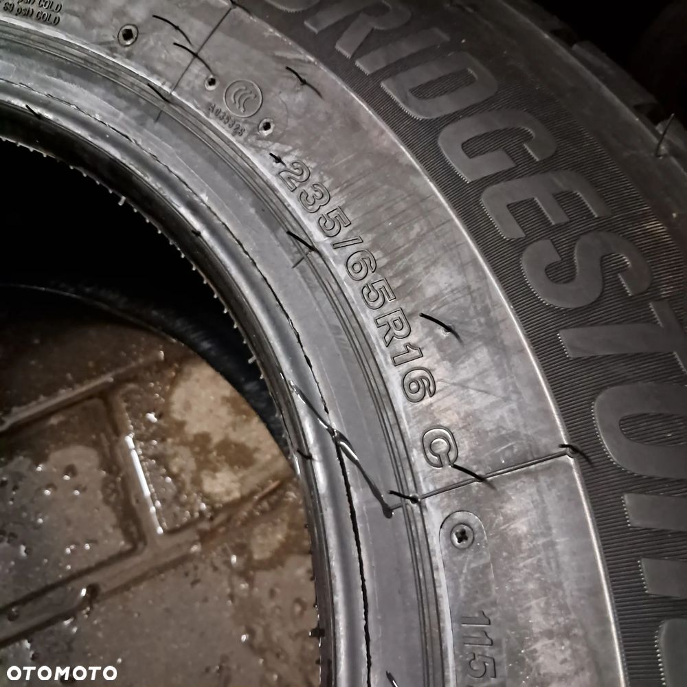 Opona wielosezonowa 235/65/16C 235/65R16C nowa Bridgestone Duravis All Season Sprinter Crafter - 4