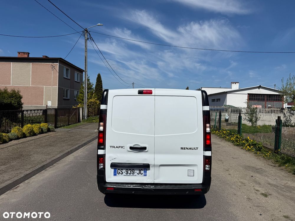 Renault Trafic - 10