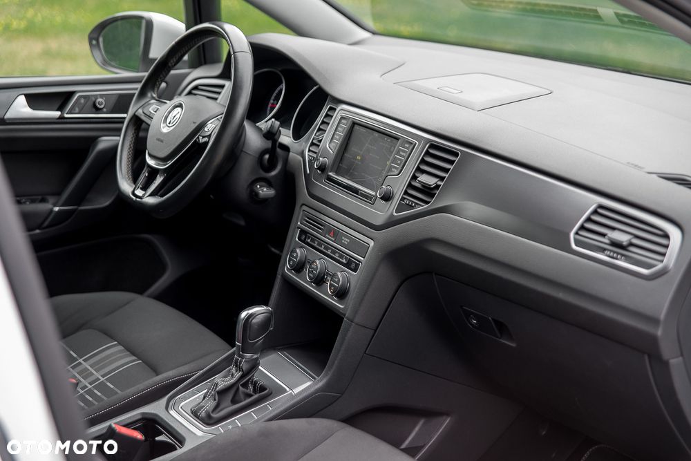 Volkswagen Golf Sportsvan 1.6 TDI BlueMotion Technology DSG Lounge - 15