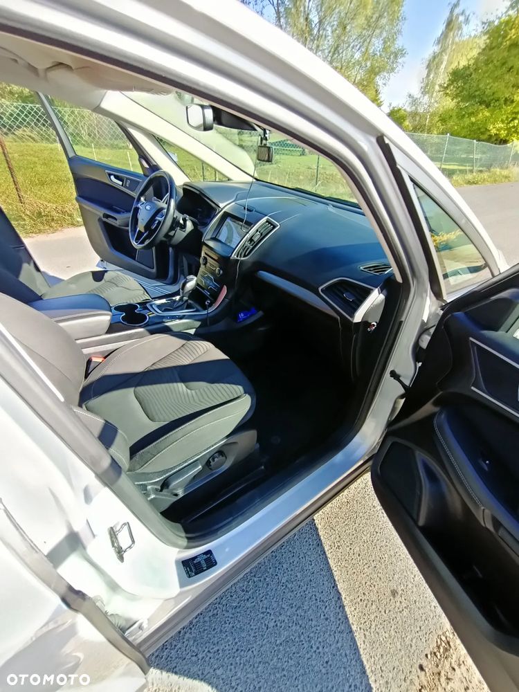 Ford S-Max 2.0 TDCi Titanium PowerShift - 22