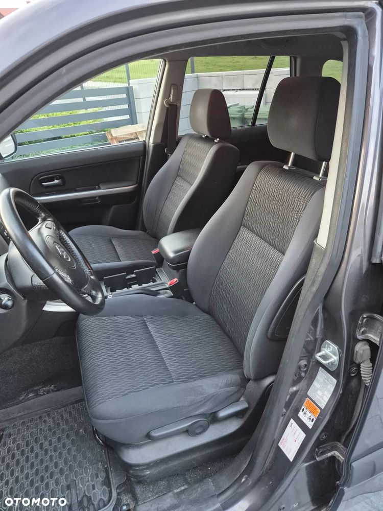 Suzuki Grand Vitara - 13