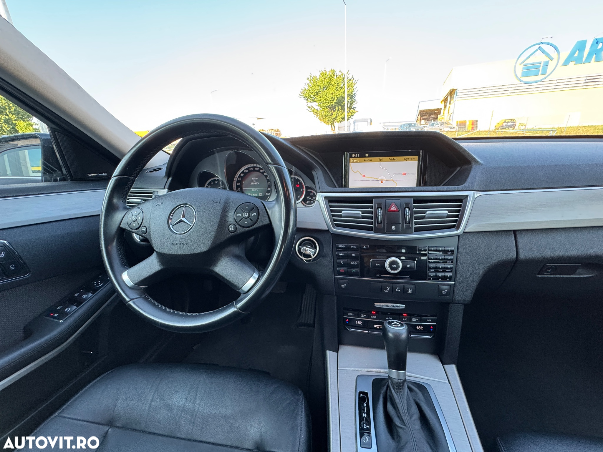 Mercedes-Benz E - 13