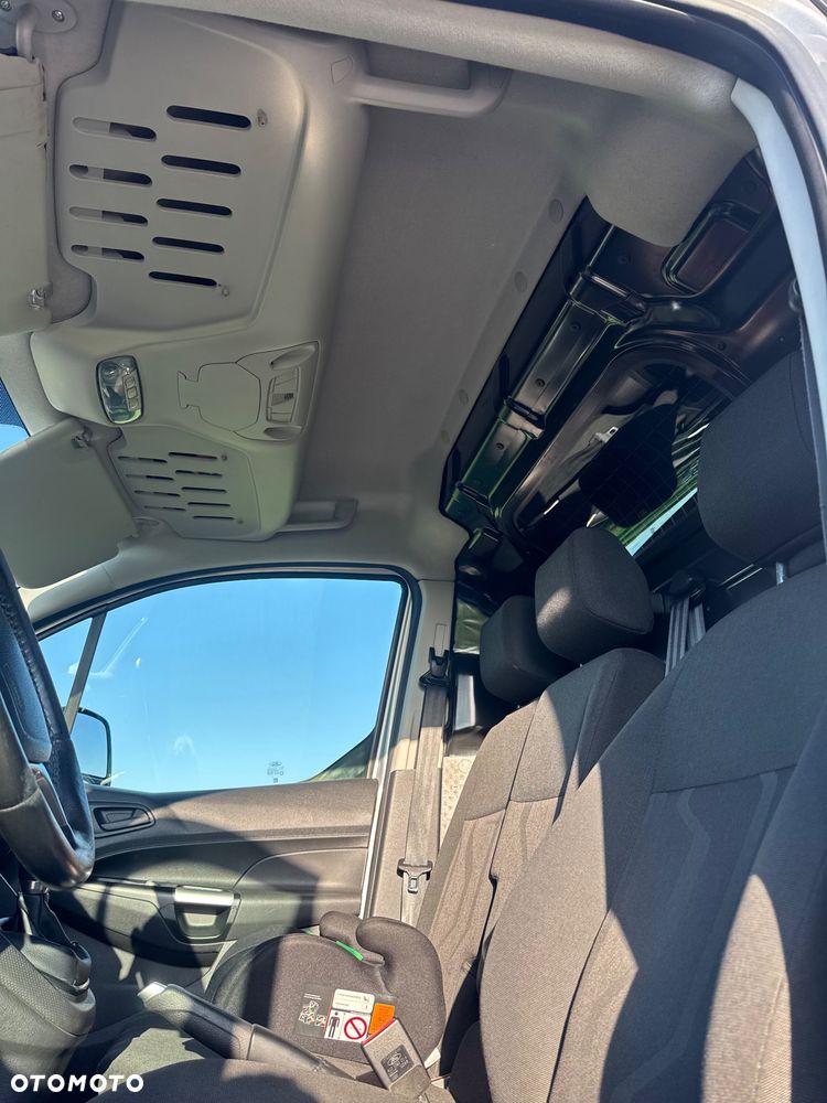 Ford Transit connect - 5