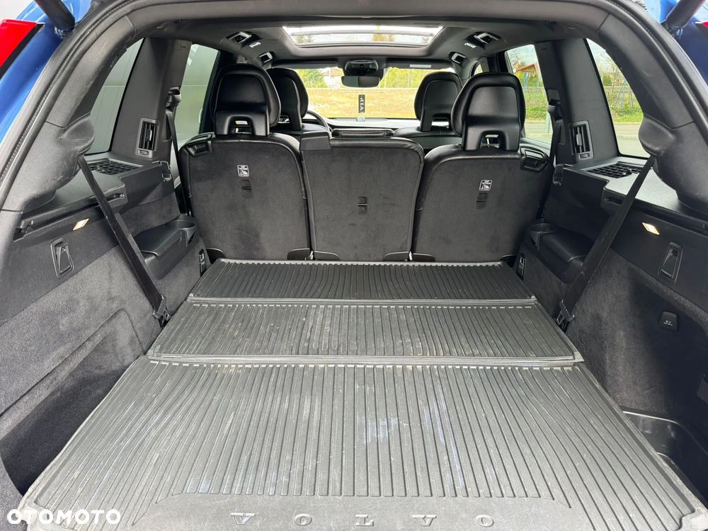 Volvo XC 90 T6 AWD Geartronic RDesign - 25