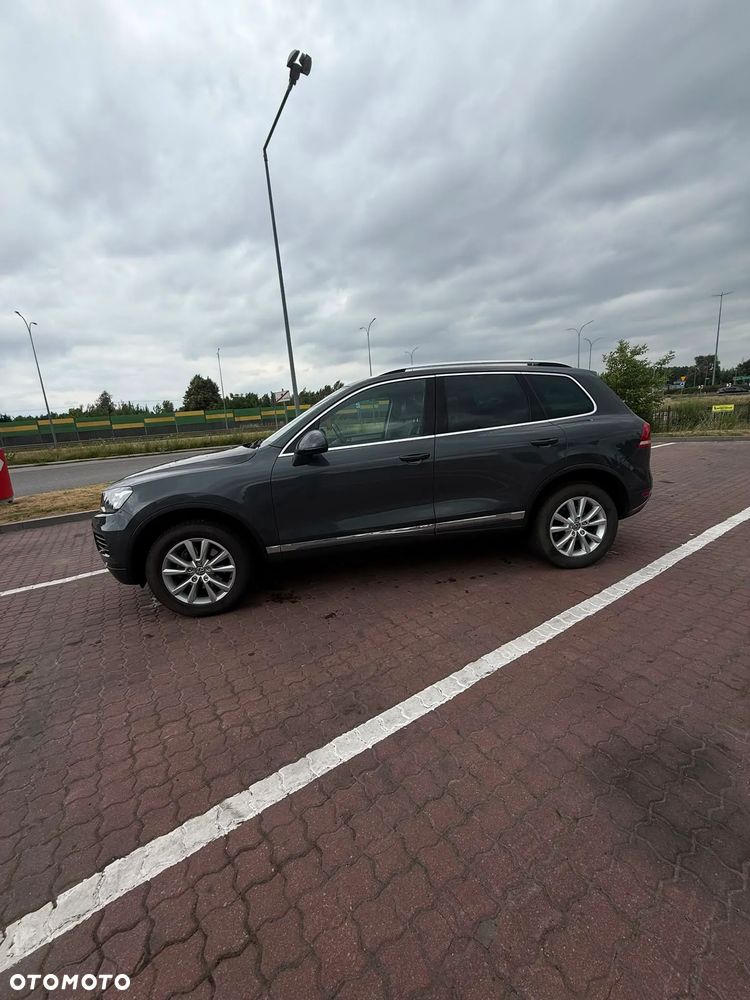 Volkswagen Touareg 3.0 V6 TDI BMT - 3
