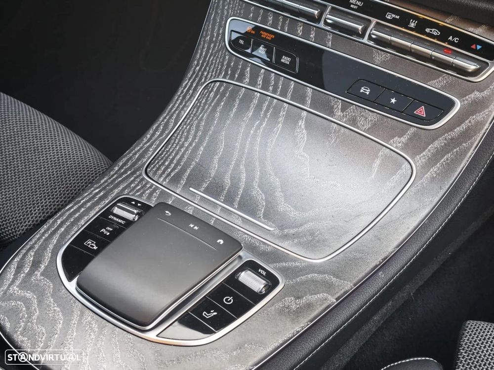 Mercedes-Benz E 300 e Station 9G-TRONIC AMG Line - 41