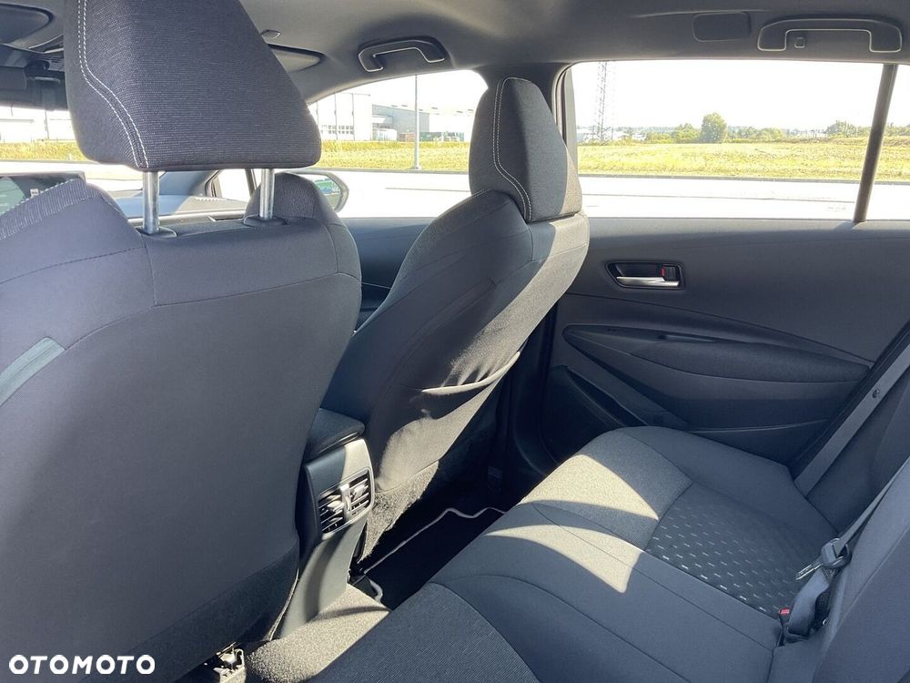 Toyota Corolla 2.0 Hybrid Comfort - 16