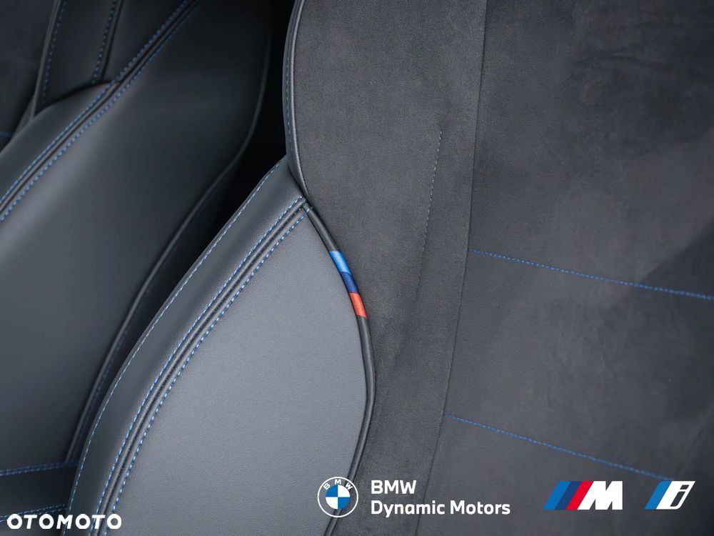 BMW iX2 eDrive20 - 28