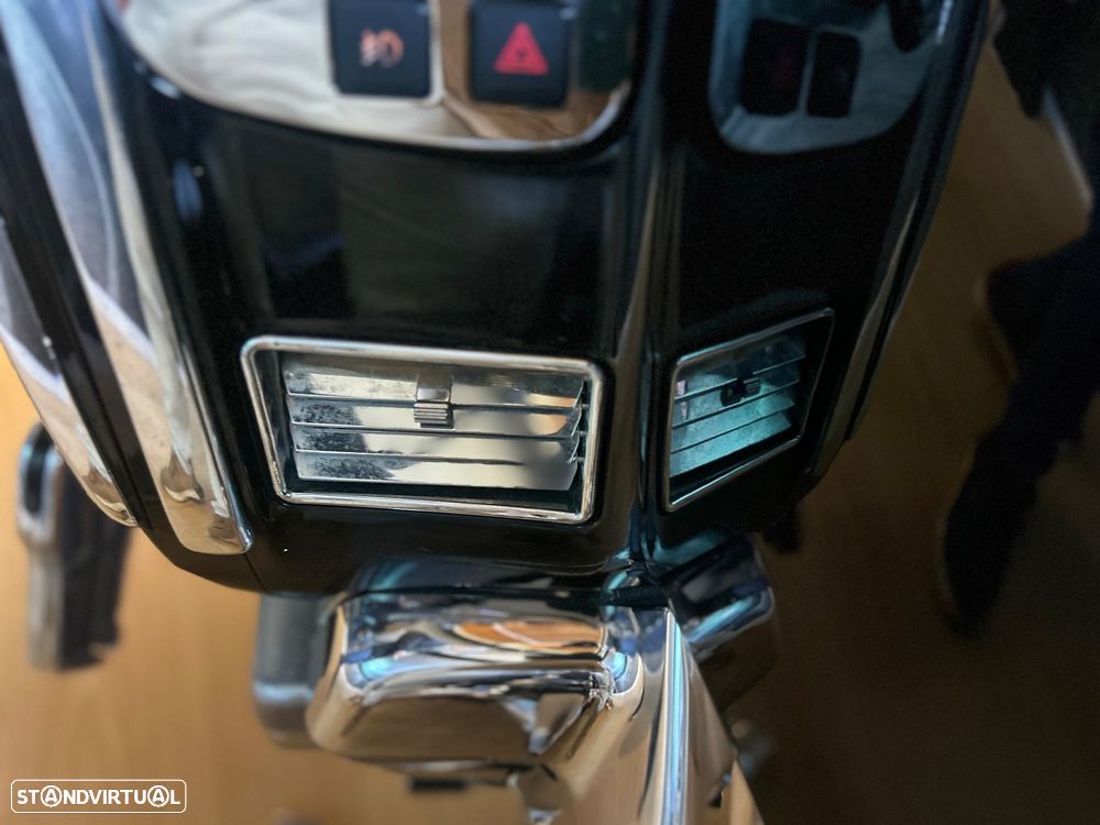 Honda Goldwing - 15